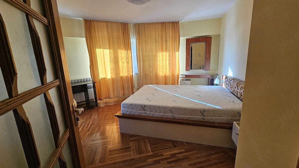 Apartament 3 camere , in Fundatie,INDEPENDENTEI