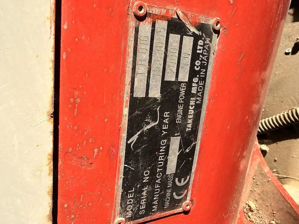 Vand miniexcavator takiuchi tb 016 (1.6 t)