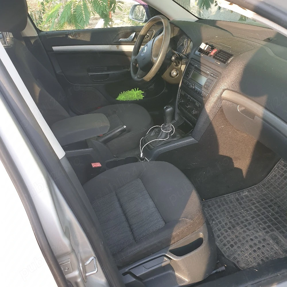 De vinzare Skoda octavia doi 