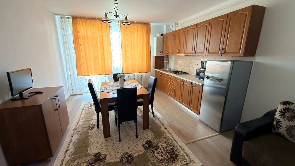 Apartament 2 camere cu curte zona Calea Cisnadiei