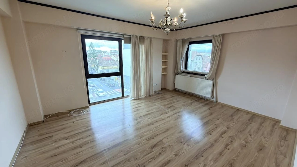Apartament 3 camere decomandate Calea Dumbrăvii