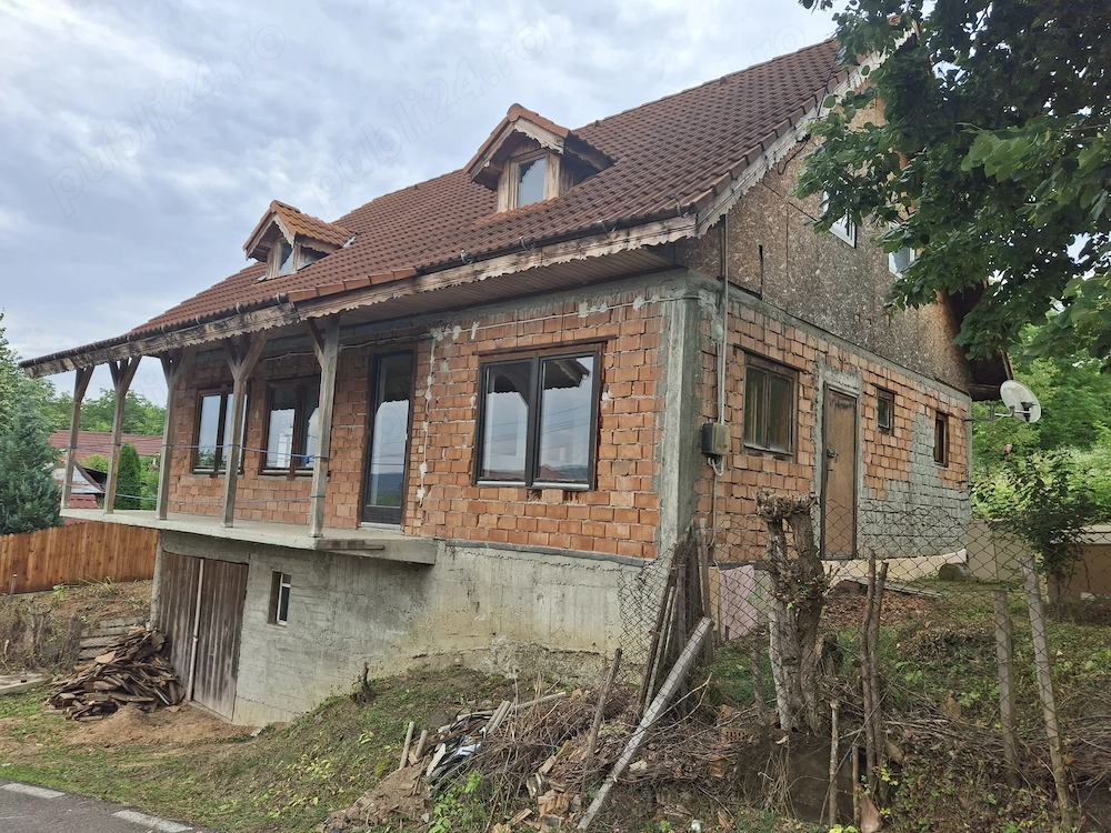 CASA DE VANZARE