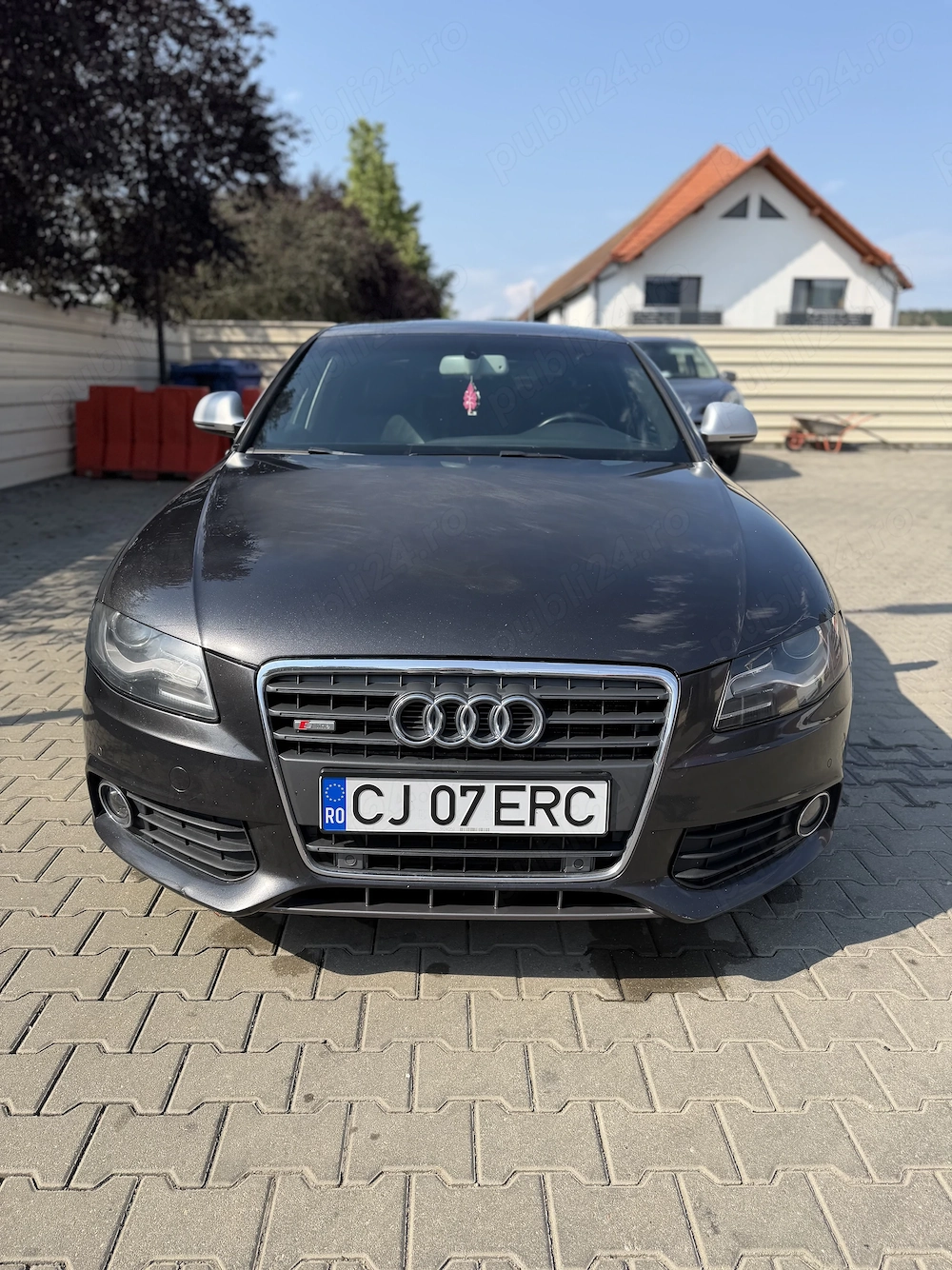 Vând Audi A4 B8