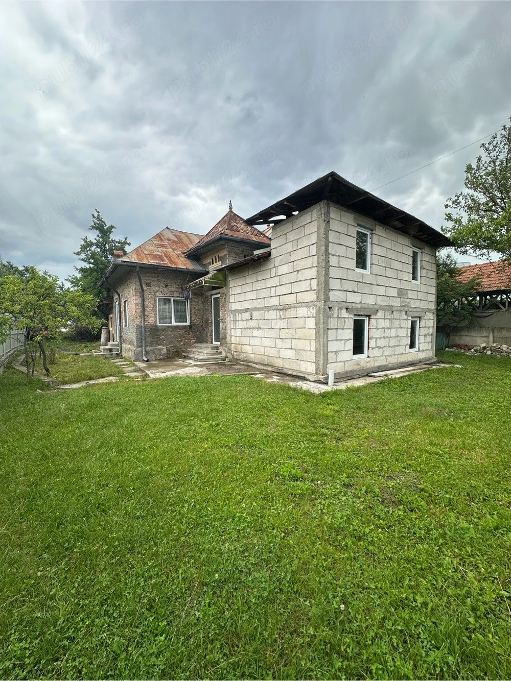 Casa de vanzare in TATARANI Dambovita . 