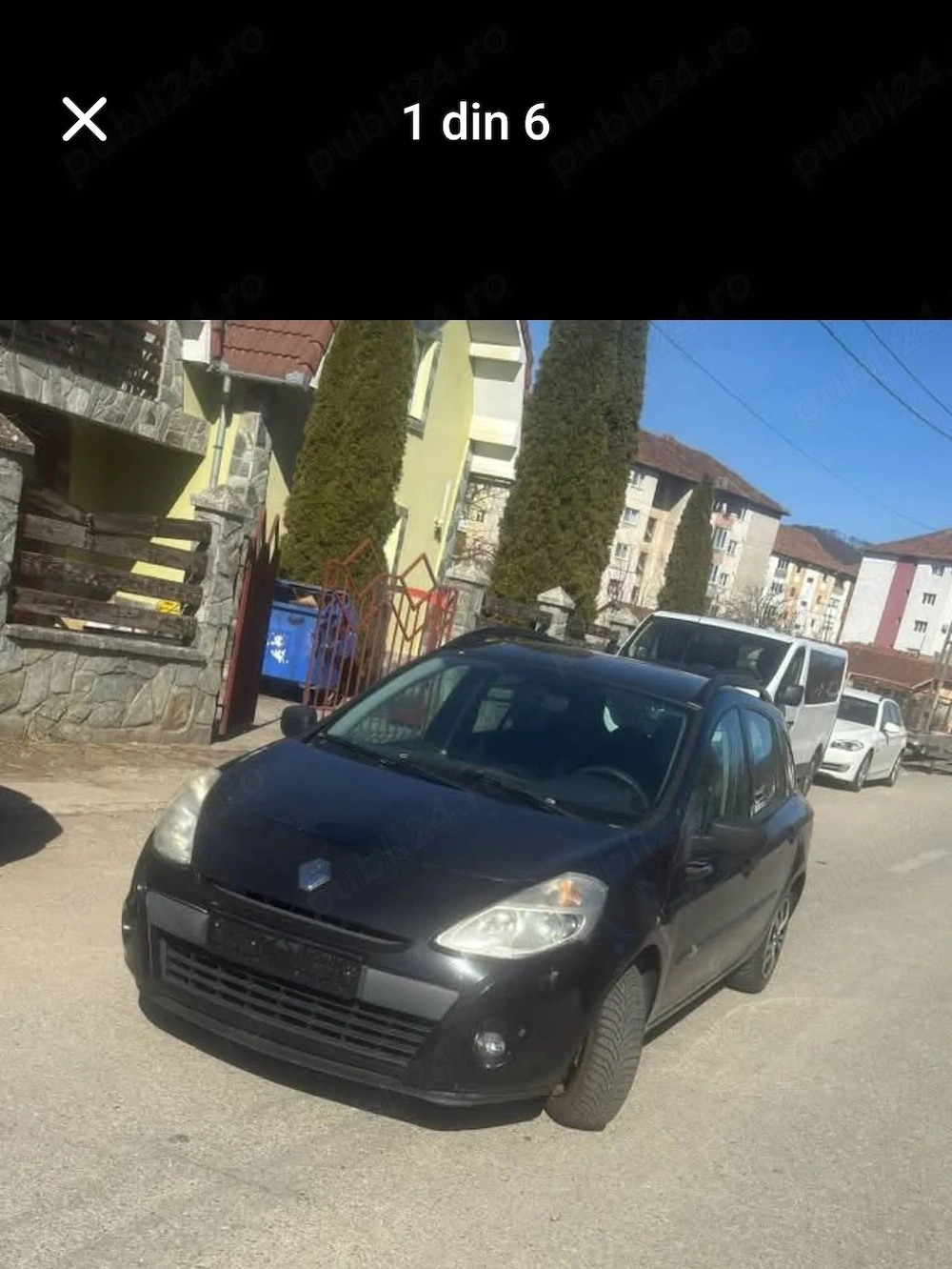 Vand Renault Clio 1.2 Benzină an 2010 