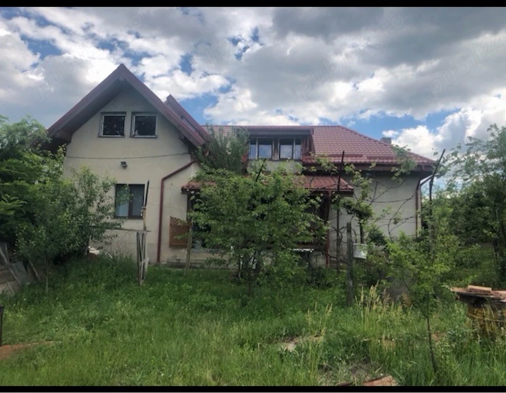 Casa individuala P+M de vanzare in sat Corbeanca, comuna Vanatorii Mici, judetul Giurgiu.