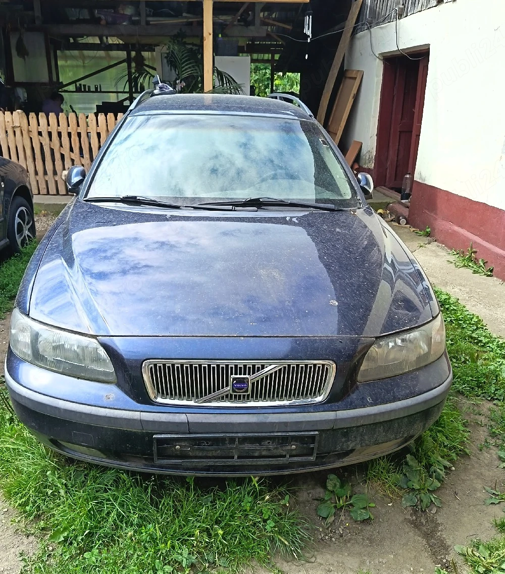 dezmembrez sau vand completa