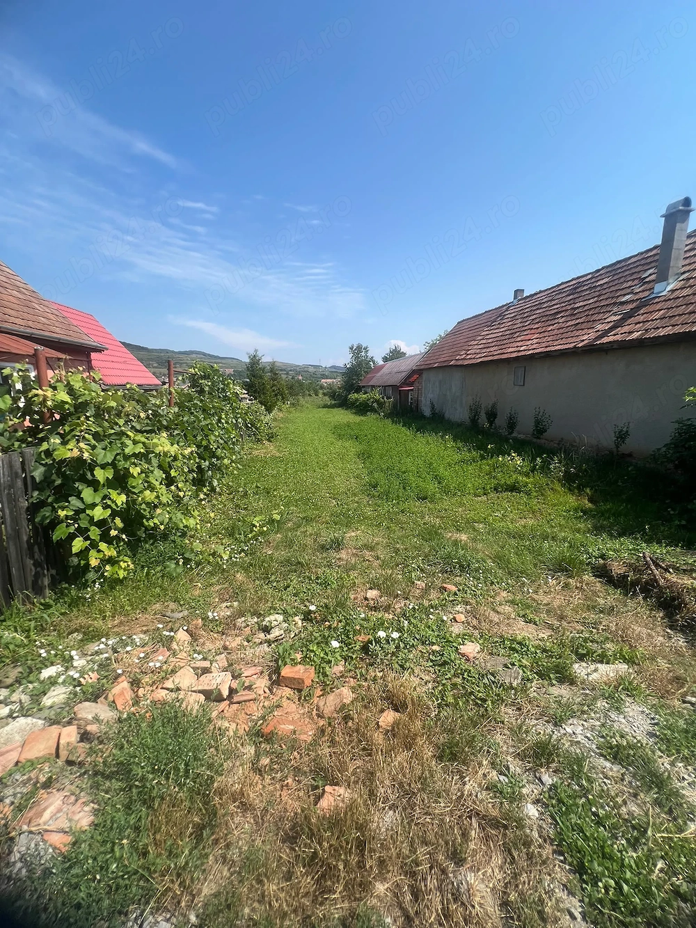 De vânzare teren intravilan de 14.75 ari 