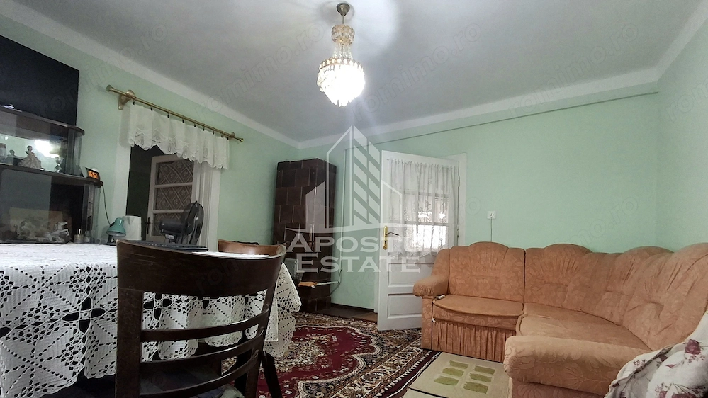 Casa 4 camere,Teren 360 mp Micalaca Garaj, Gradin