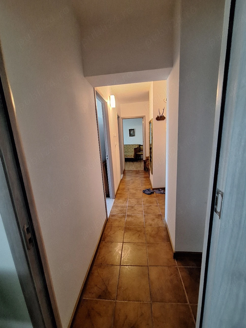 Inchiriez apartament 2 camere decomandat Unirii Sud-Luca