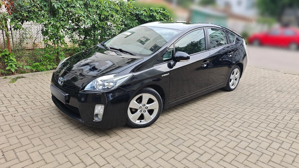Toyota Prius Gen 3 (2010)   1.8 Hibrid 136CP   2 Seturi Jante Aliaj (17" + 15")   Fara schimburi