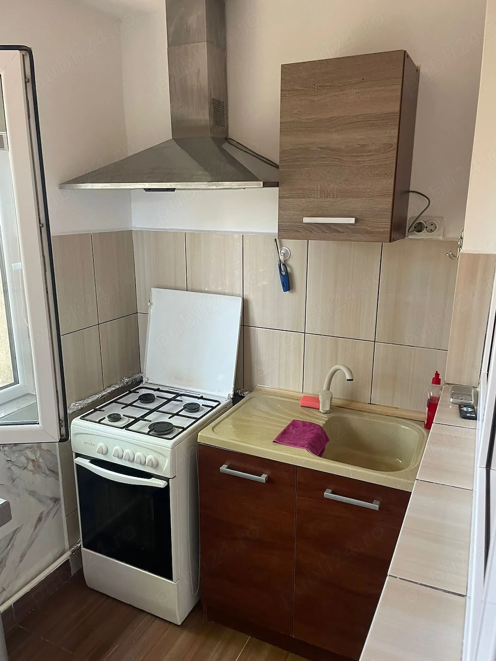 Garsoniera de vanzare zona Cet
