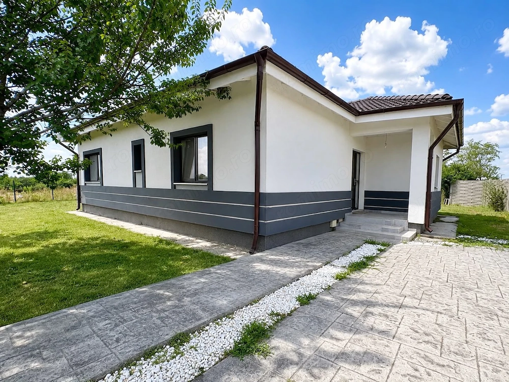 Individuala pe parter, cu teren generos de 1.400 mp, în Moșnița Nouă