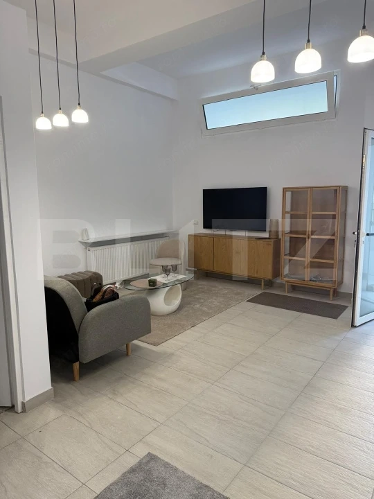 Apartament 2 camere, 60 mp, decomandat, zona Complex