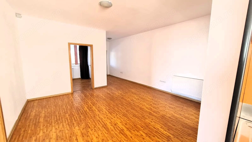 Spatiu Birou 100 mp Calea Surii Mici
