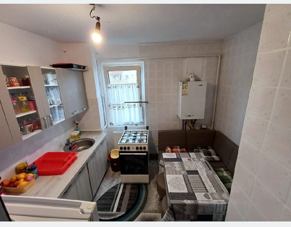 Vand apartament 2 camere