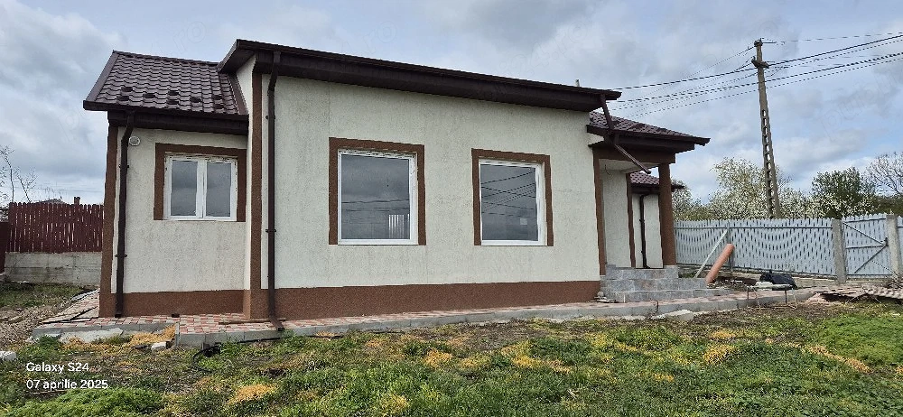 vand casa in Mihail Kogălniceanu județul Galați 