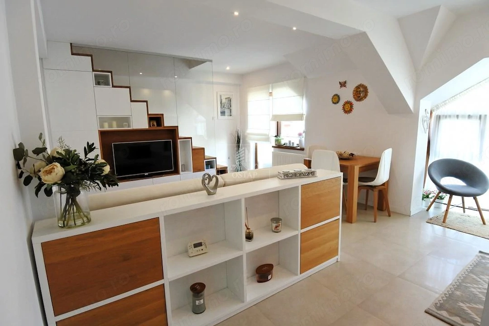 Duplex elegant într-un bloc tip vilă – 90 mp de confort, lumină și intimitate