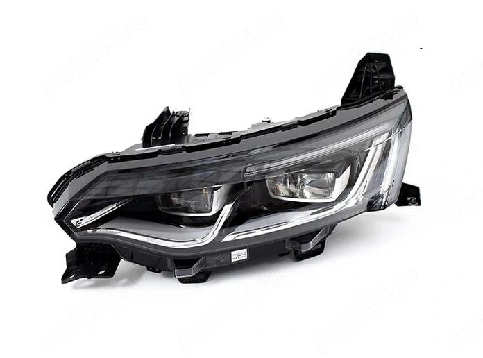 Far dreapta   82 00 701 356  halogen headlight d