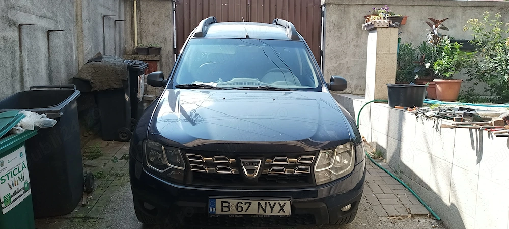 Vând Duster 2x4  , albastru,diesel ,an 2015