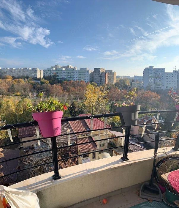Inchiriez apartament 2 camere complex Atlantis