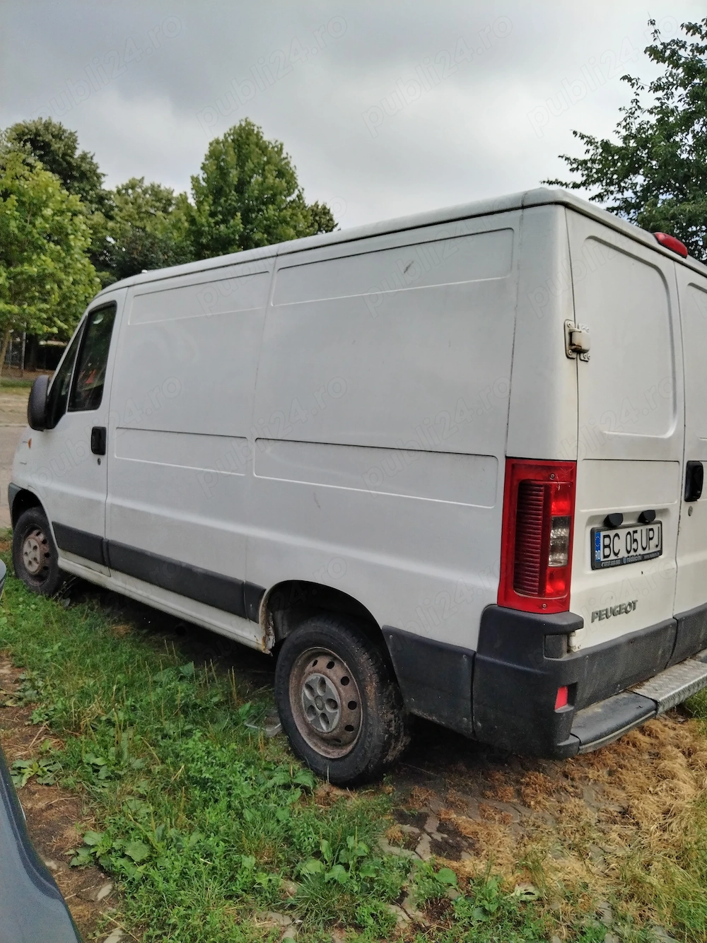 Vând Peugeot Boxer