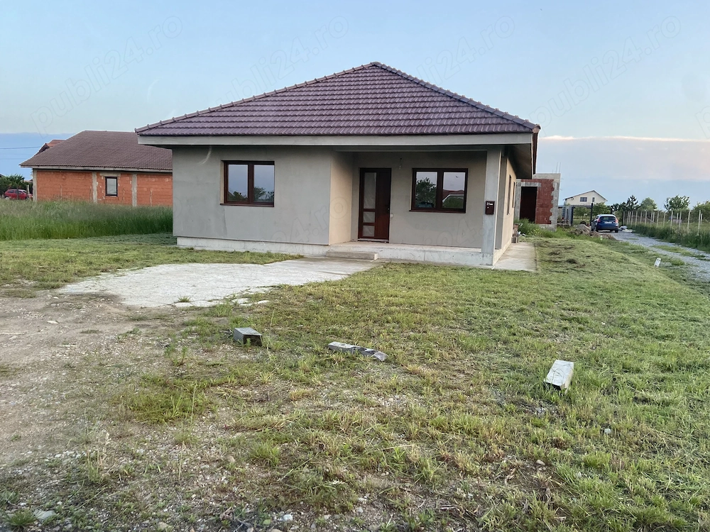 Vand casa in Chiei