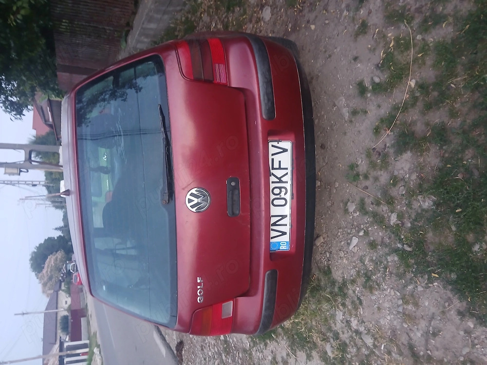 Dezmembrez golf 4