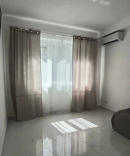 Garsoniera de vanzare zona CET, RENOVATA COMPLET, parter