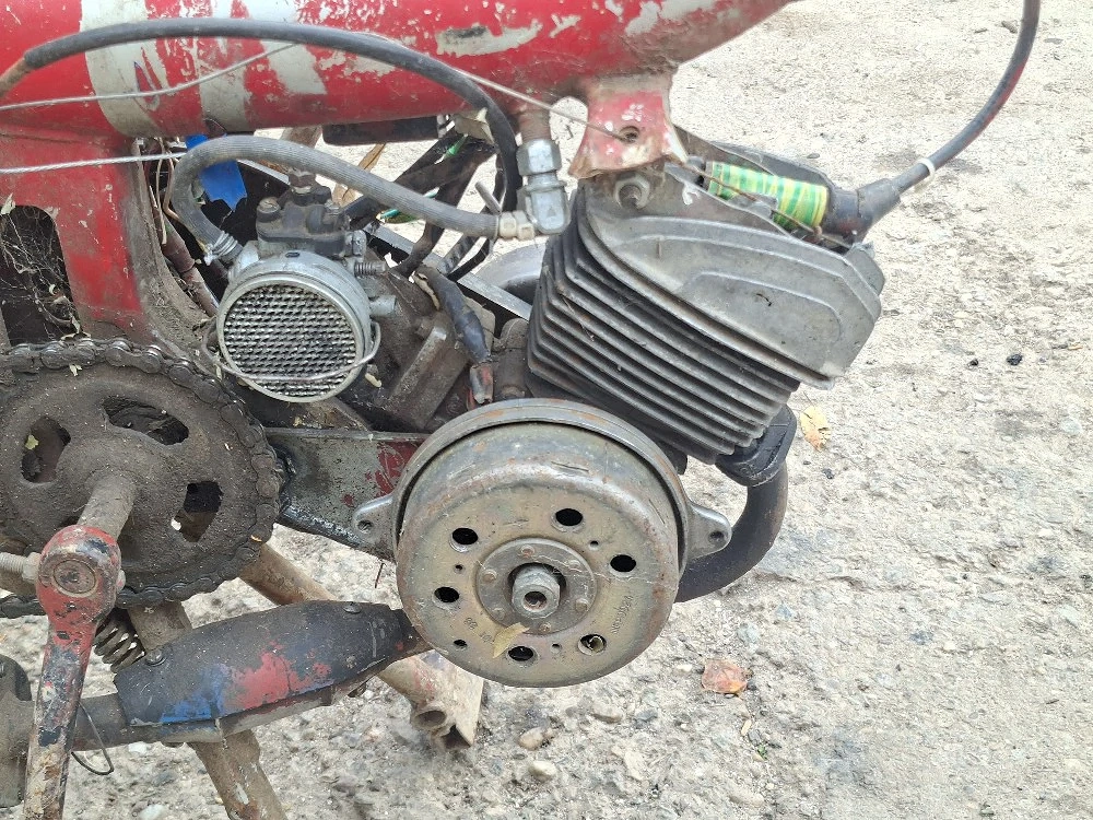 vand moped cu pedale defect 