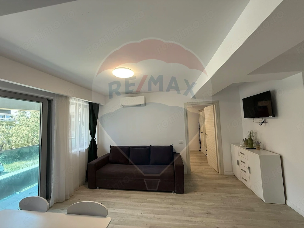 Apartament cu 2 camere de vânzare în Mamaia Nord Wave 3 loc de parcare