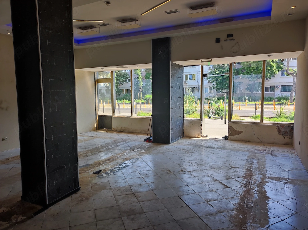 Închiriere spațiu comercial