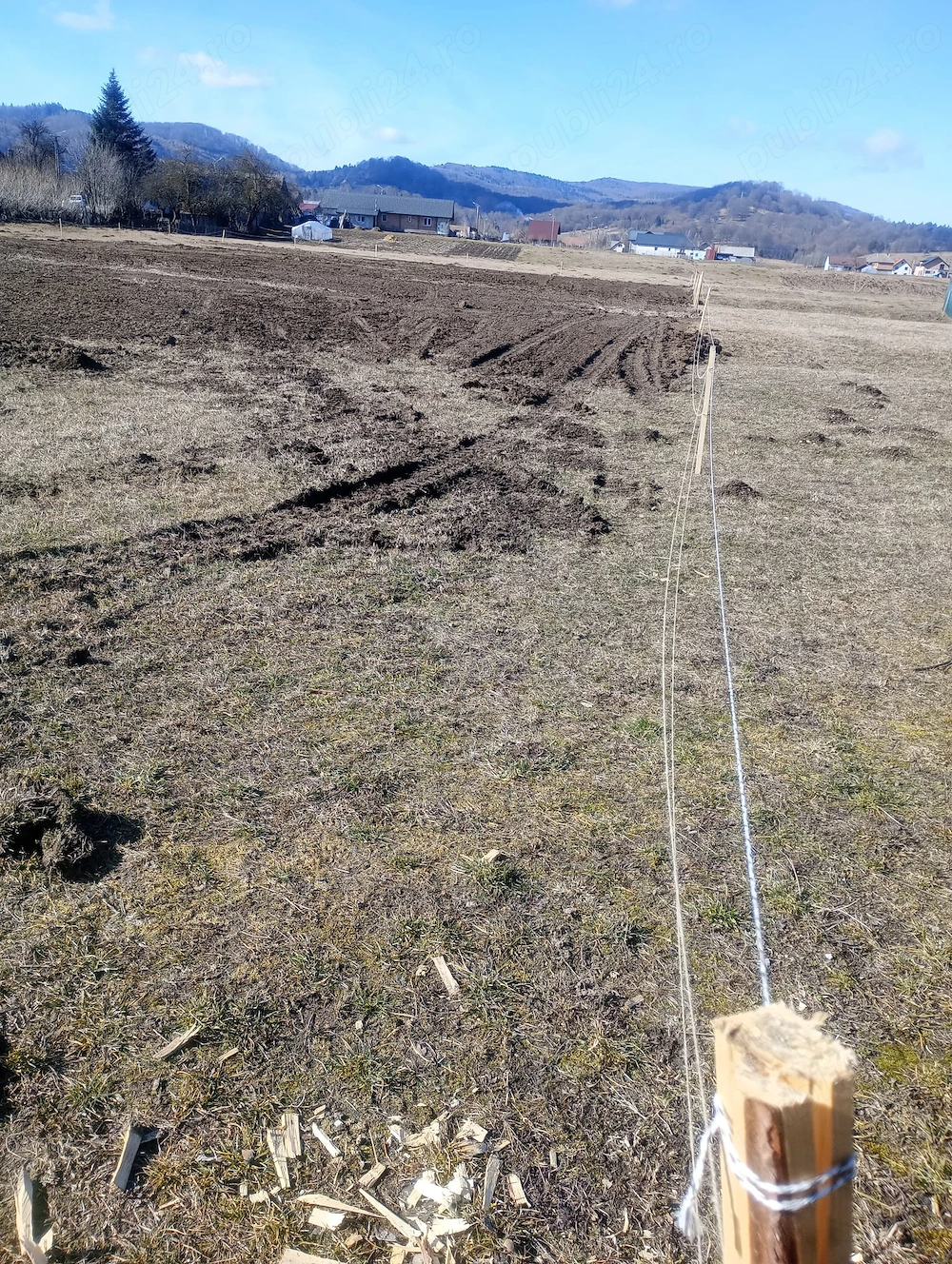 Teren intravilan de vanzare Vama Buzaului