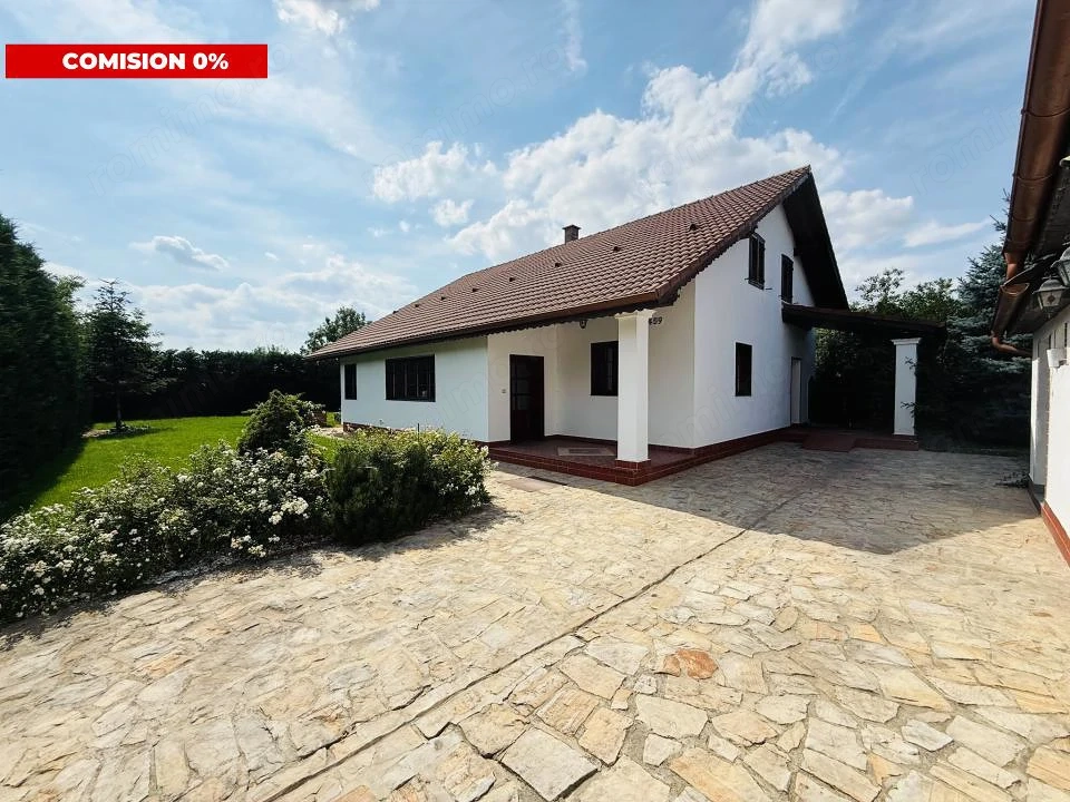 DE INCHIRIAT Casa individuala, 180mp utili, 720 teren-Sanmihaiul Roman