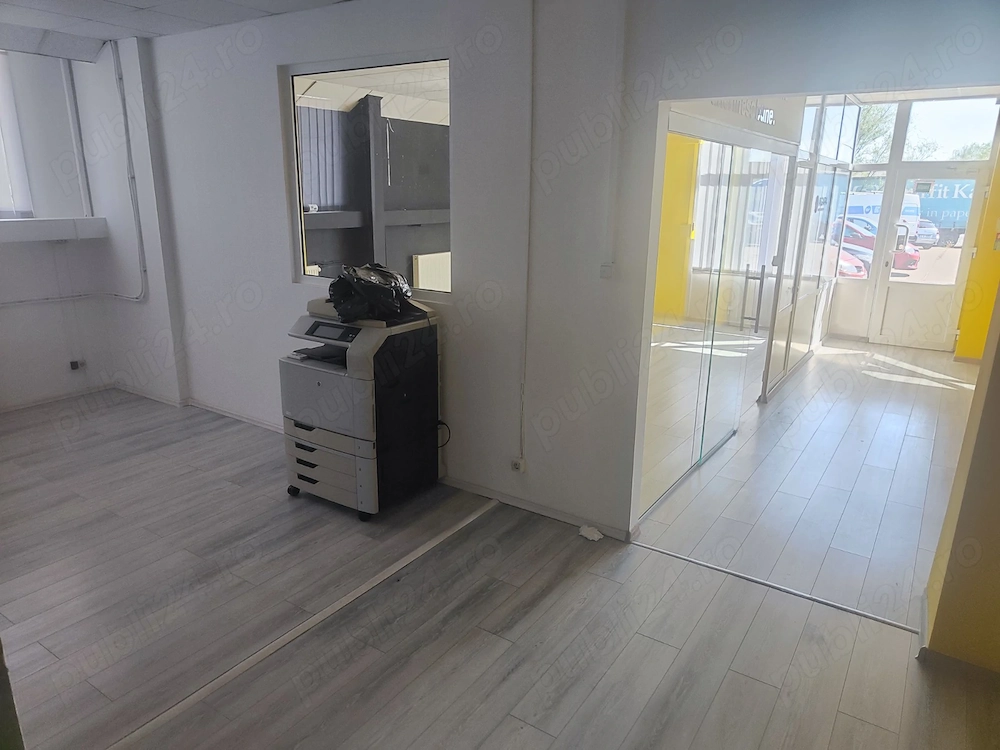 Spatiu comercial zona Metro