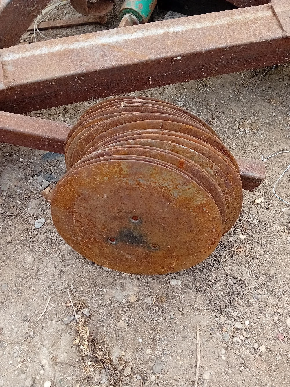28x Talere disc agricol 300 mm (30 cm) – stare bună