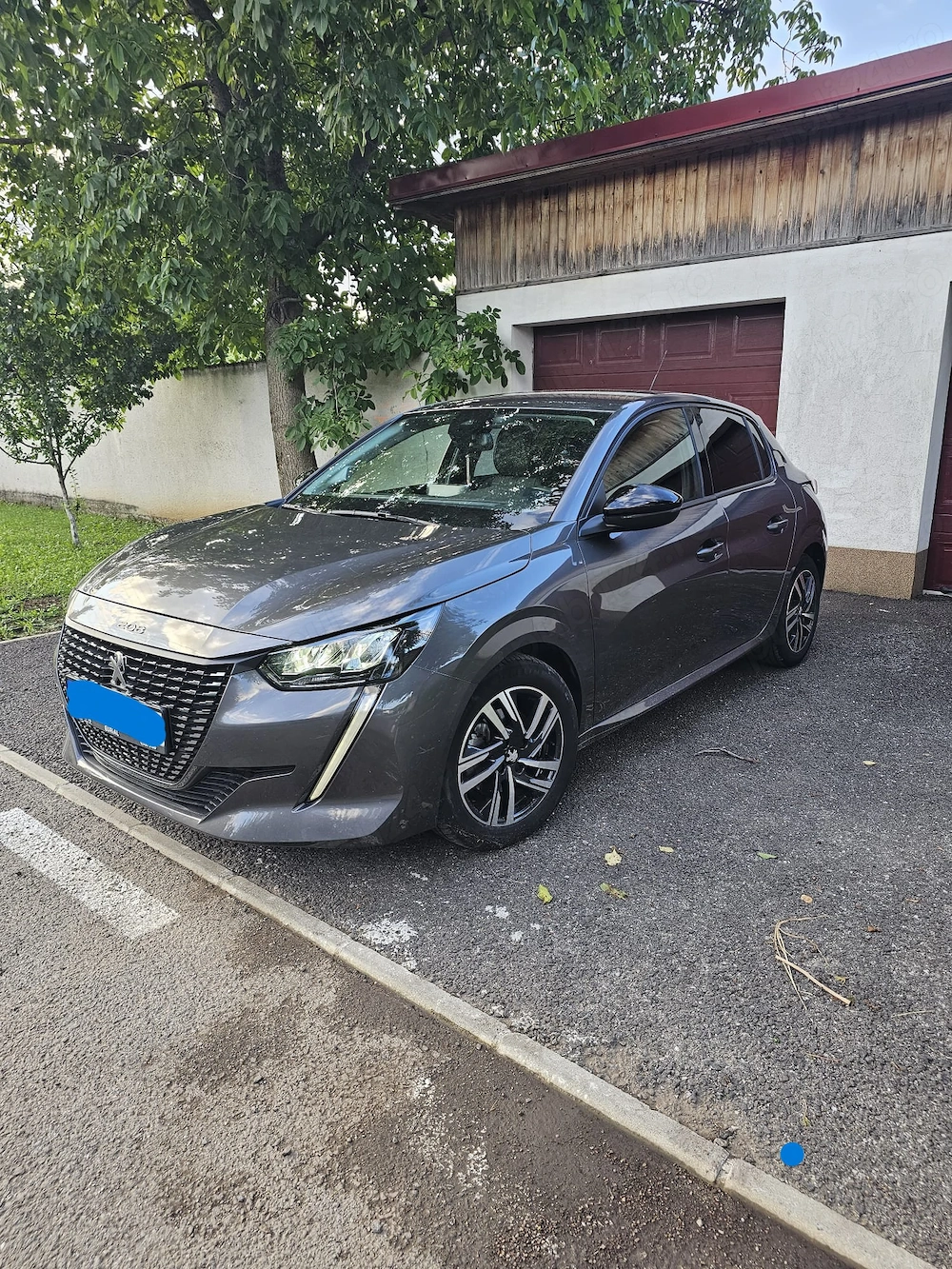 Peugeot 208 benzina