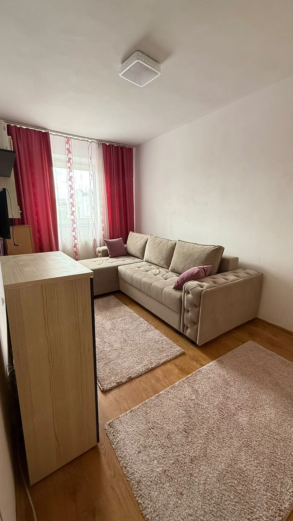 Apartament 1 camere - 300 euro - Zona Complex