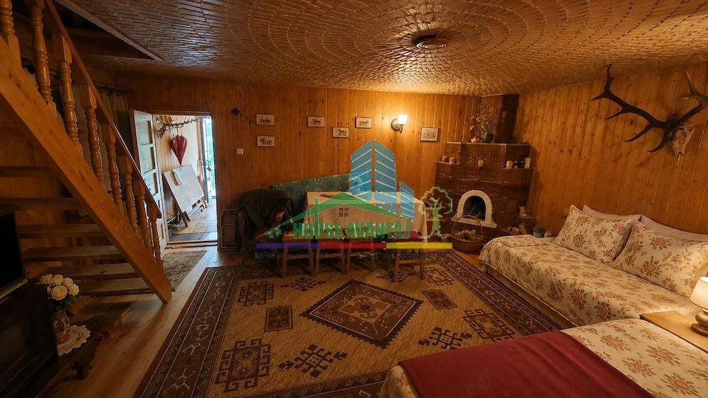 Casă de vacanță, 4 camere, garaj, teren 251 mp– Lepșa, Județul Vrancea
