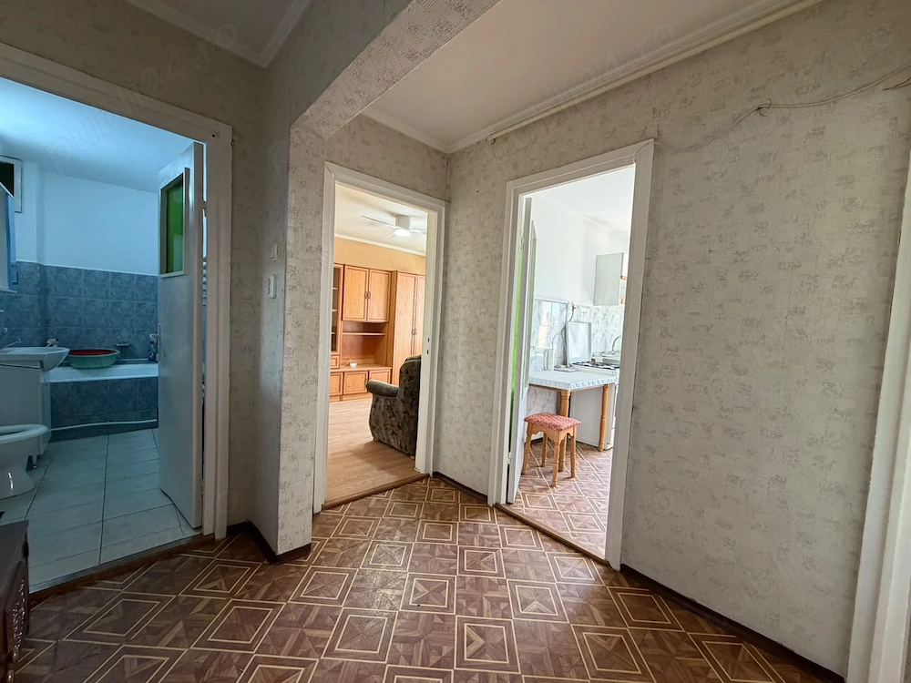 Apartament ultracentral in Salonta, tip PB cu doua balcoane.