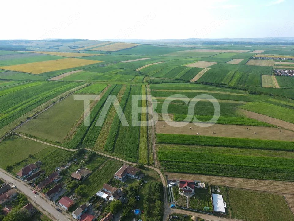 Teren intravilan 437mp PUZ aprobat front stradal 21m Sura Mica