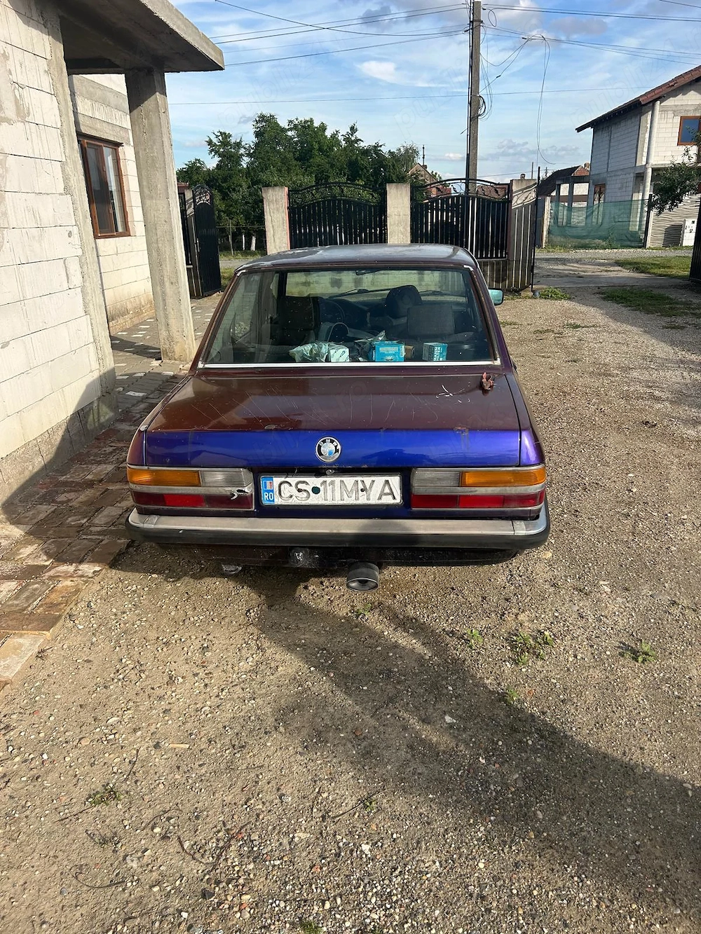 Dezmembrez BMW Seria 5 E28 Clasic (1985) | Motor 2.4 Diesel (524d) | Piese Rare