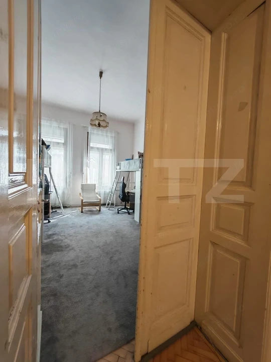 Apartament cu 4 camere circular, 135 mp, zona Piata Maria 