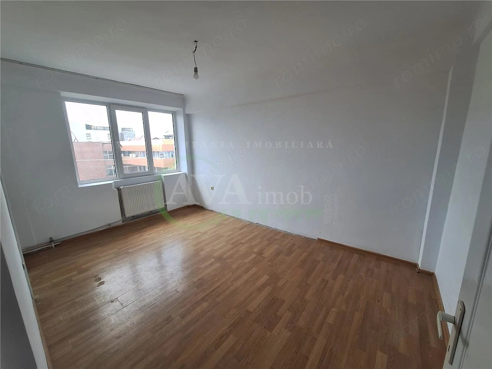 Apartament 2 camere decomandat zona Central