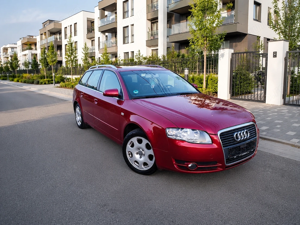 AUDI A4 2.0 Tdi ^^Klimatronic^^ Pilot Automat^^ Senzori de parcare^^ Computer de bord 