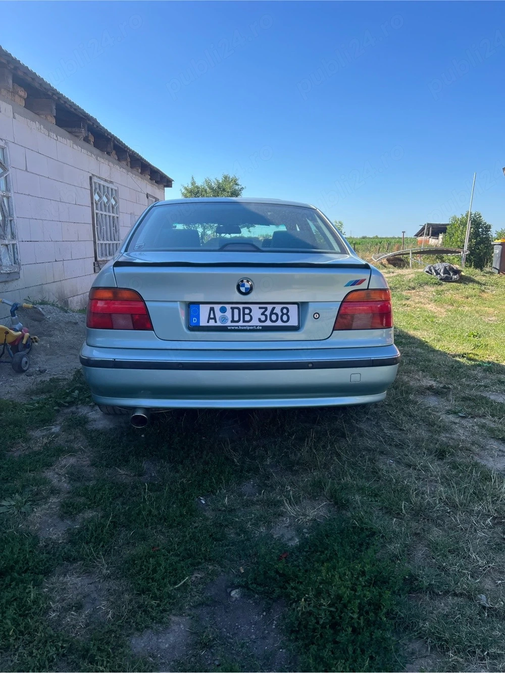 vand bmw 523i