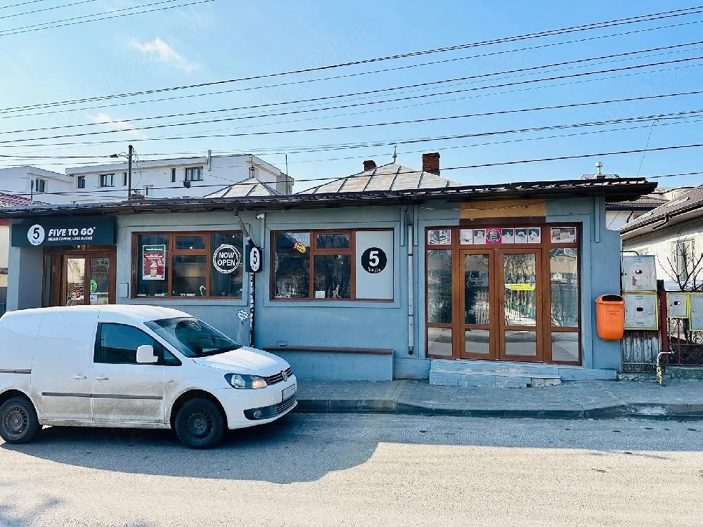 Se vând 2 spatii comerciale si o casa cu doua camere, complet renovate si Închiriate.