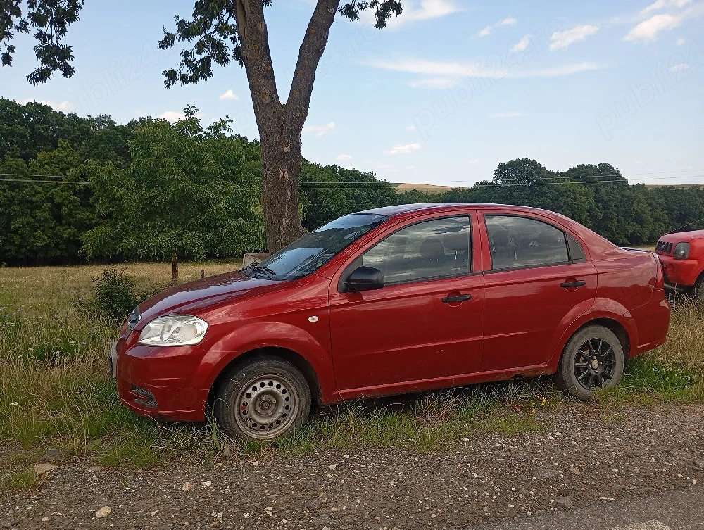 Vând mașină Chevrolet Aveo