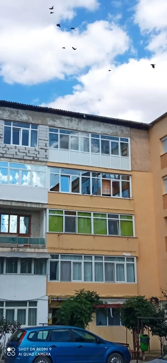 Apartament 4 camere, decomandat, Bals