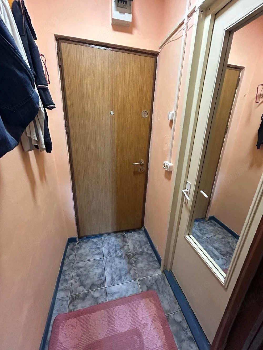 Proprietar închiriez garsoniera 